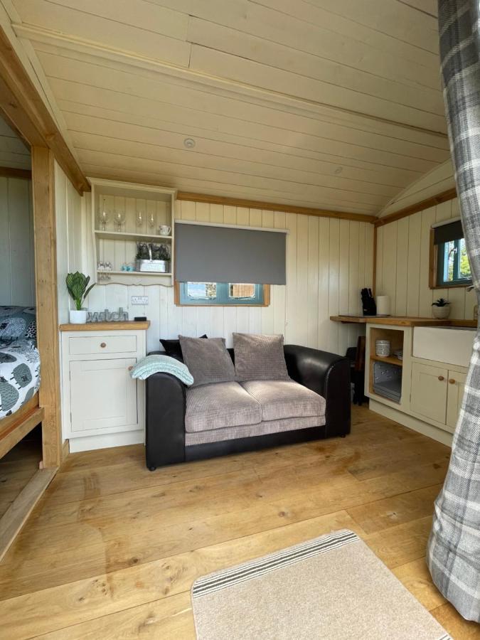Apartmán The Shepards Hut Llwyn-Dafydd Exteriér fotografie